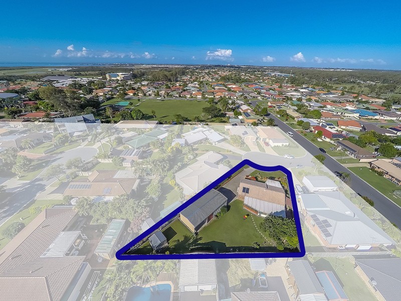 3 Renoir Court, Rothwell QLD 4022