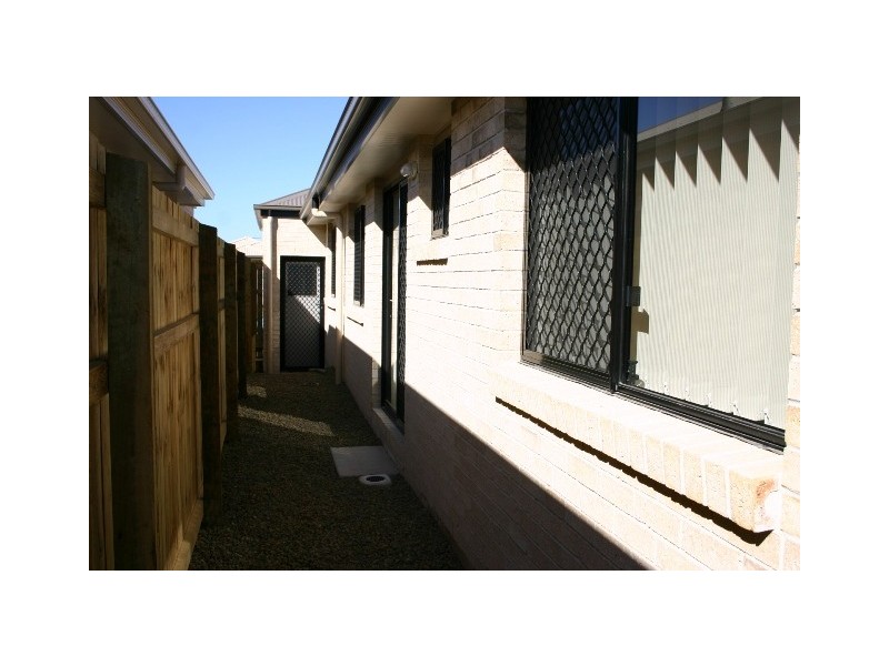 50 Amity Drive, Rothwell QLD 4022