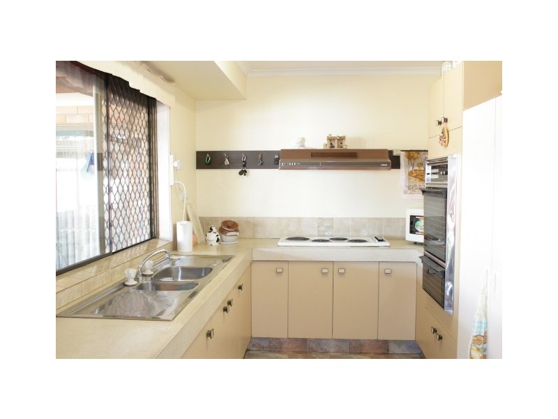 37 Drysdale Street, Rothwell QLD 4022