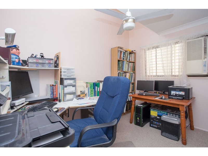 56 Sunnyside Road, Newport QLD 4020
