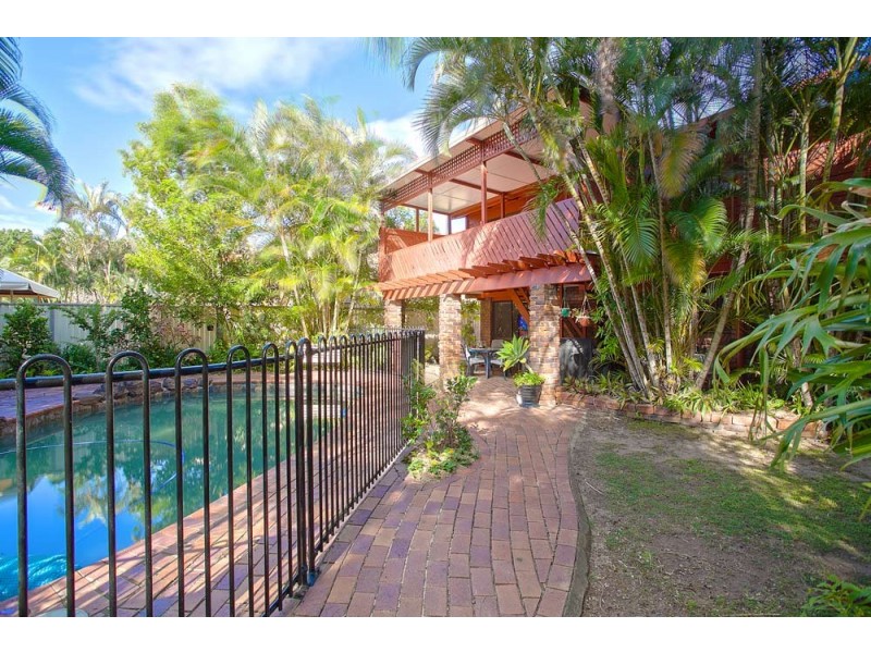 56 Sunnyside Road, Newport QLD 4020