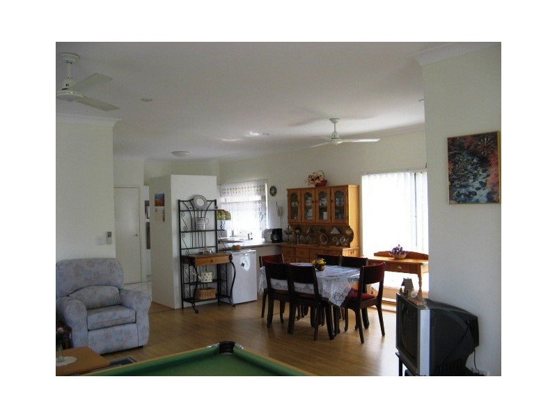 4 Kristen Court, Redcliffe QLD 4020