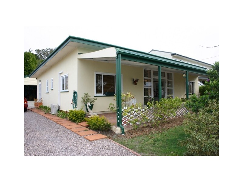 16 Beck Street, Clontarf QLD 4019