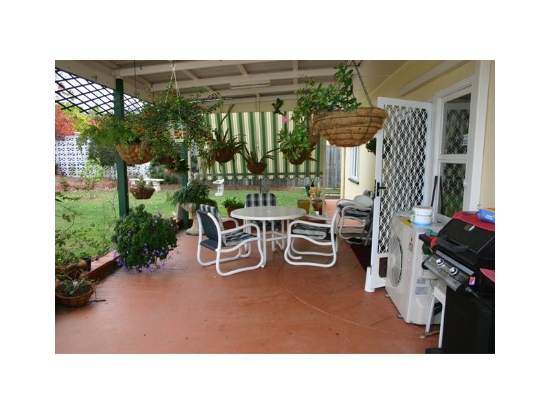 16 Beck Street, Clontarf QLD 4019