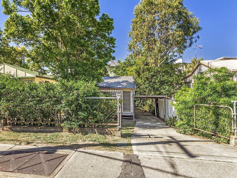 458 Oxley Avenue, Redcliffe QLD 4020