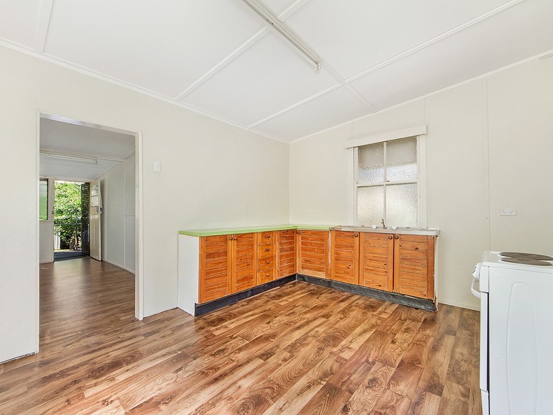 458 Oxley Avenue, Redcliffe QLD 4020