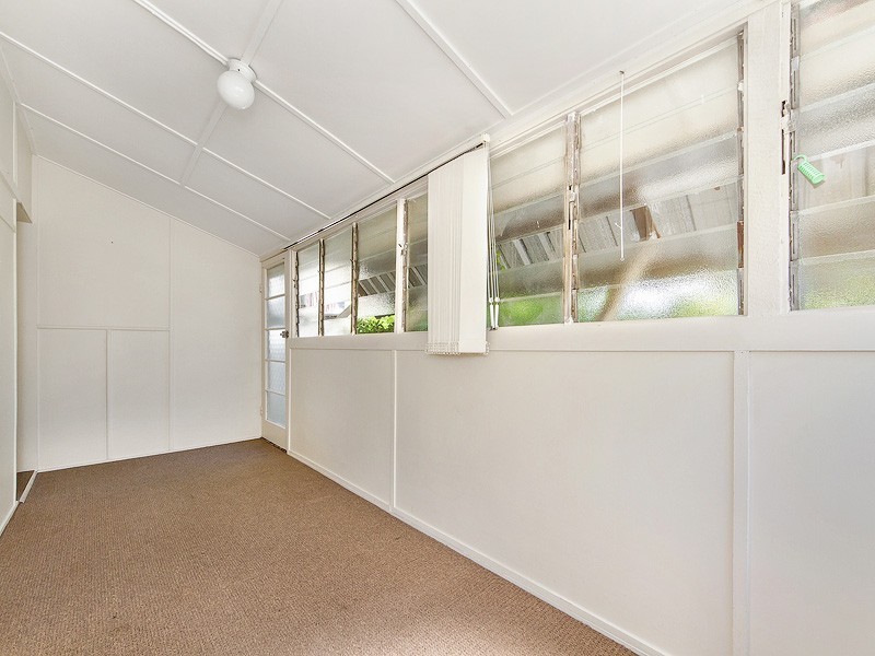 458 Oxley Avenue, Redcliffe QLD 4020