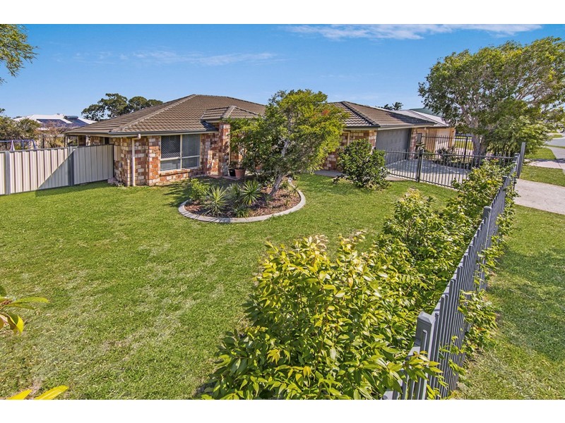 42 Tranquility Drive, Rothwell QLD 4022