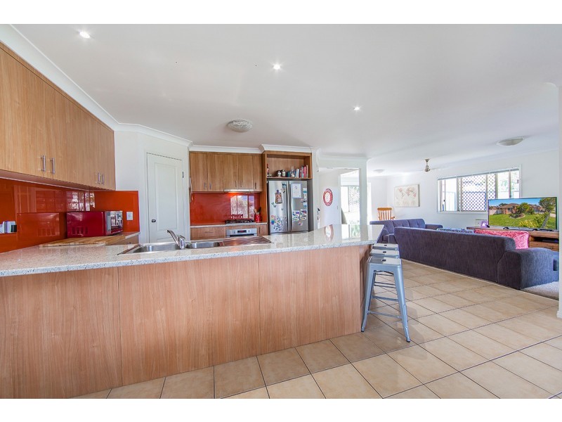 42 Tranquility Drive, Rothwell QLD 4022
