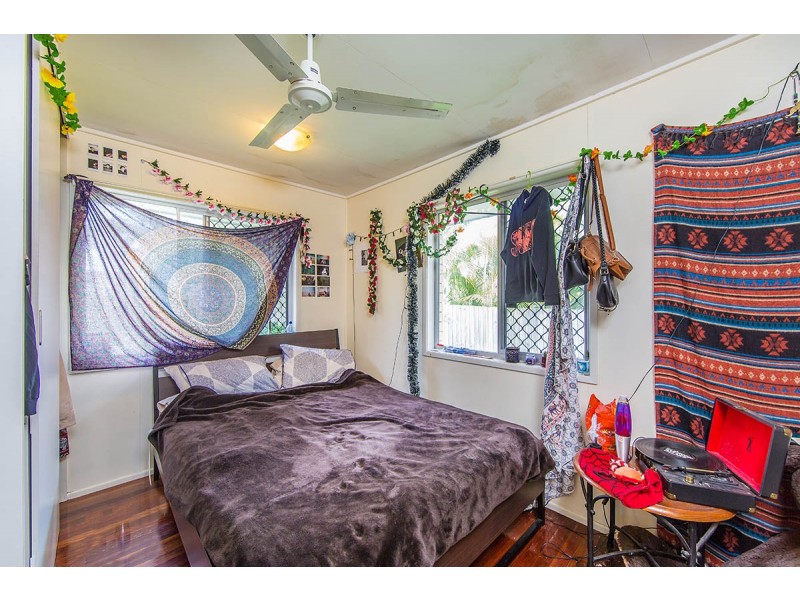 5 MacKenzie Street, Redcliffe QLD 4020