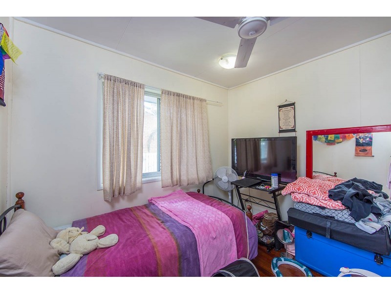 5 MacKenzie Street, Redcliffe QLD 4020