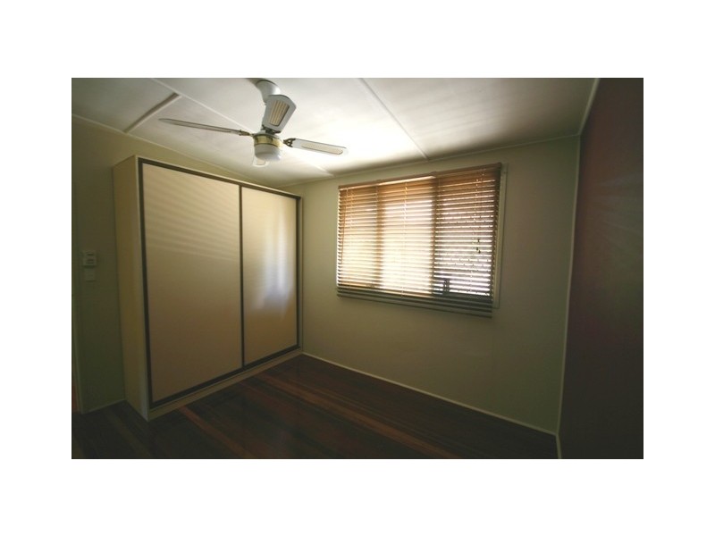 58 Deans Street, Margate QLD 4019