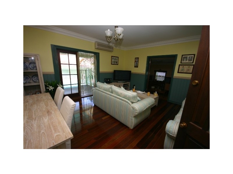9 Hill Parade, Clontarf QLD 4019