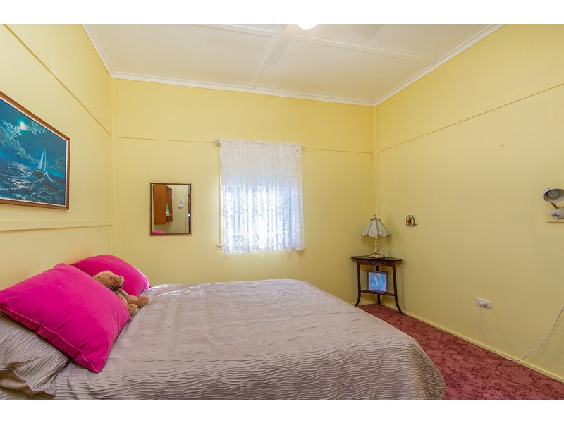 13 Roland Street, Clontarf QLD 4019