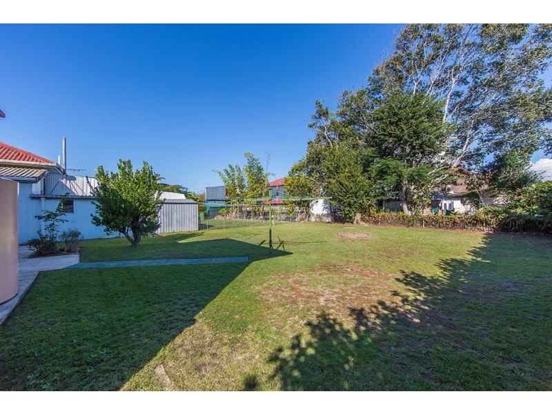 13 Roland Street, Clontarf QLD 4019