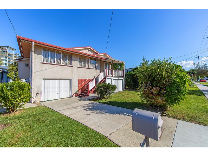 13 Roland Street, Clontarf QLD 4019