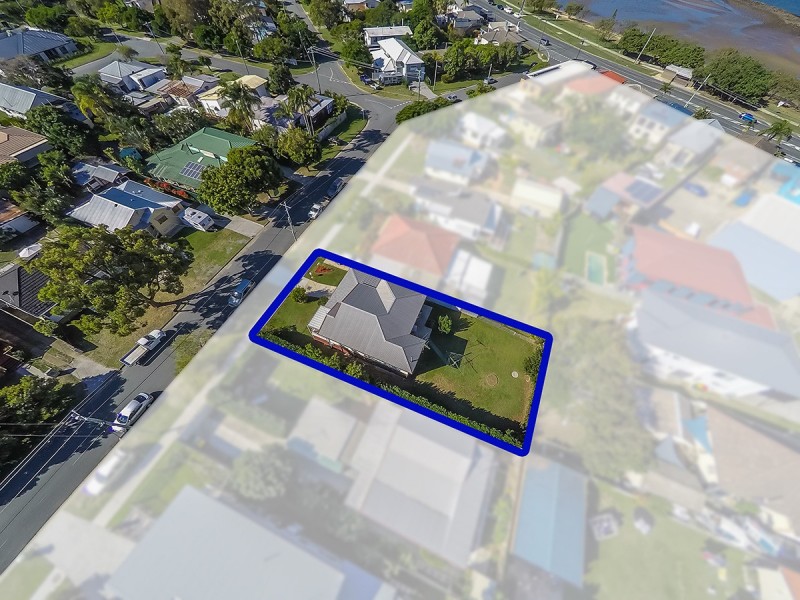13 Roland Street, Clontarf QLD 4019