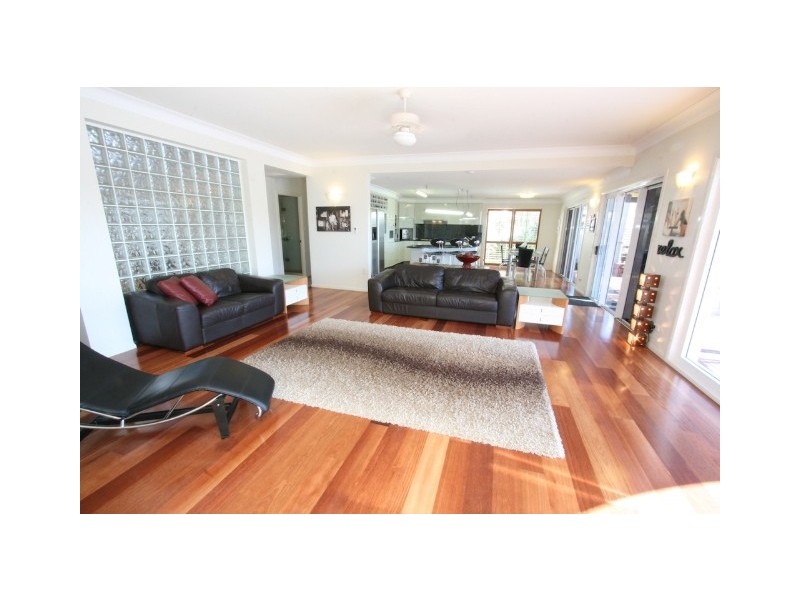 22 Enterprise Court, Newport QLD 4020