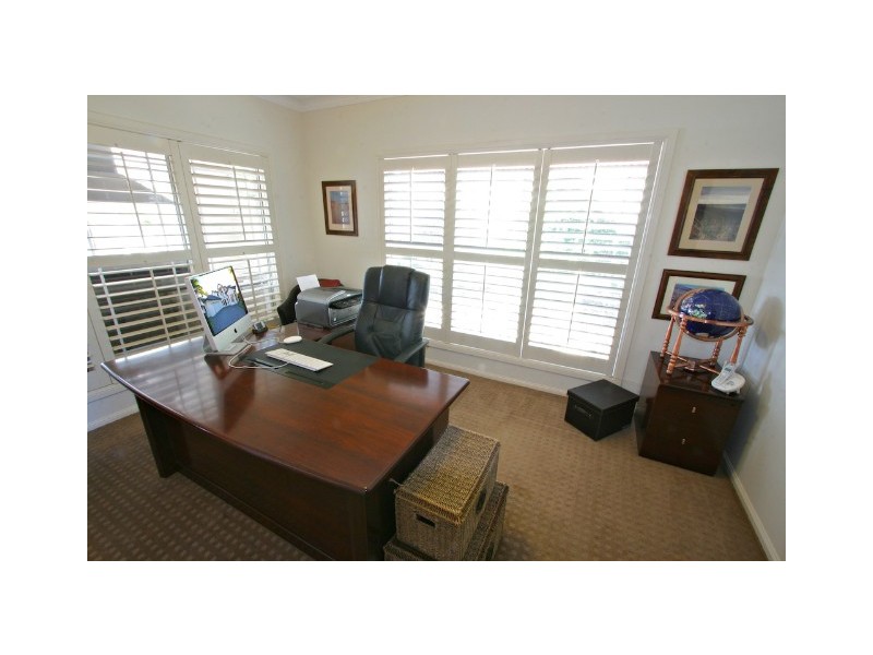 22 Enterprise Court, Newport QLD 4020