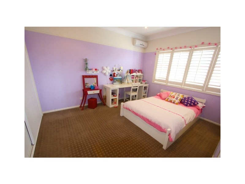 22 Enterprise Court, Newport QLD 4020