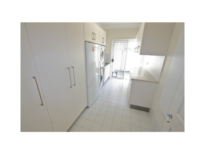 22 Enterprise Court, Newport QLD 4020