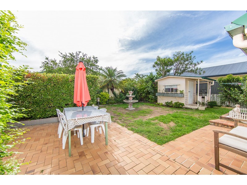 177 Oxley Avenue, Woody Point QLD 4019