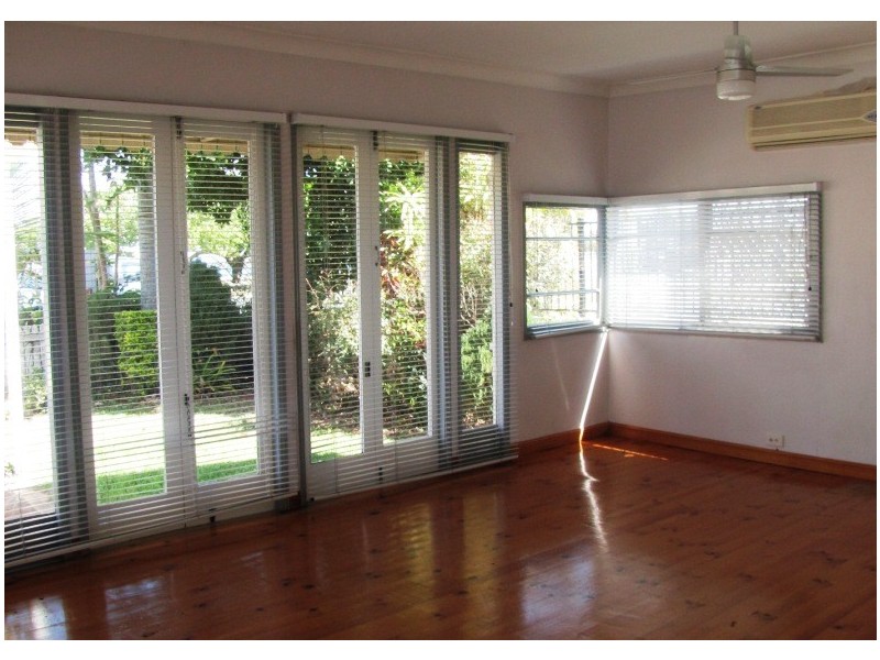 200 Hornibrook Esplanade, Woody Point QLD 4019
