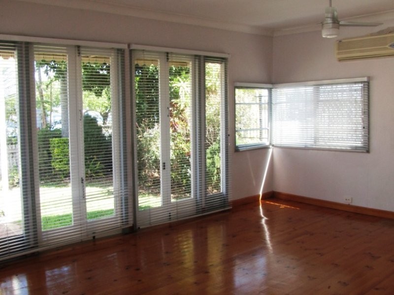 200 Hornibrook Esplanade, Woody Point QLD 4019