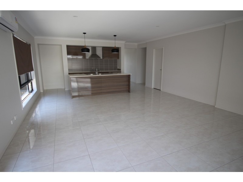 19 Brindabella Street, Newport QLD 4020