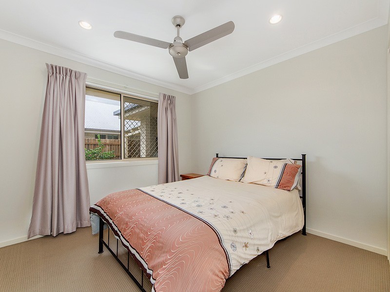 6 Caitlin Court, Rothwell QLD 4022