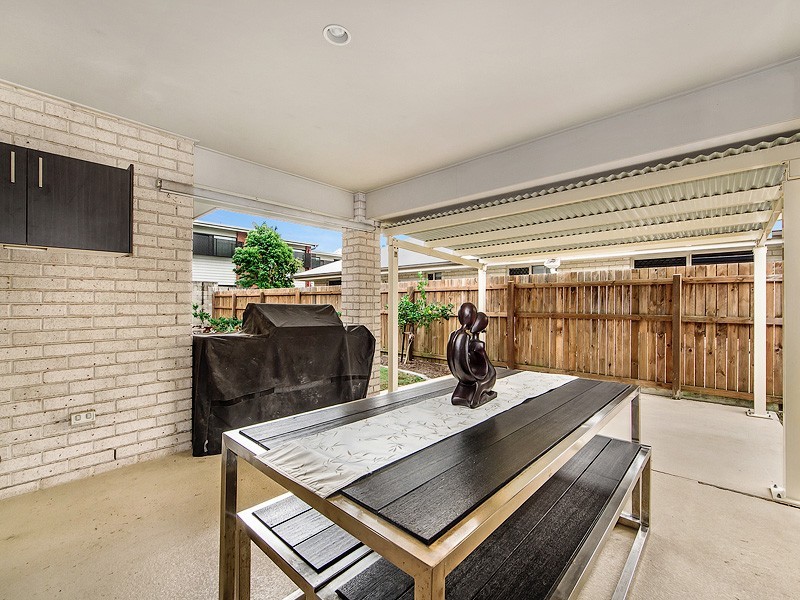 6 Caitlin Court, Rothwell QLD 4022