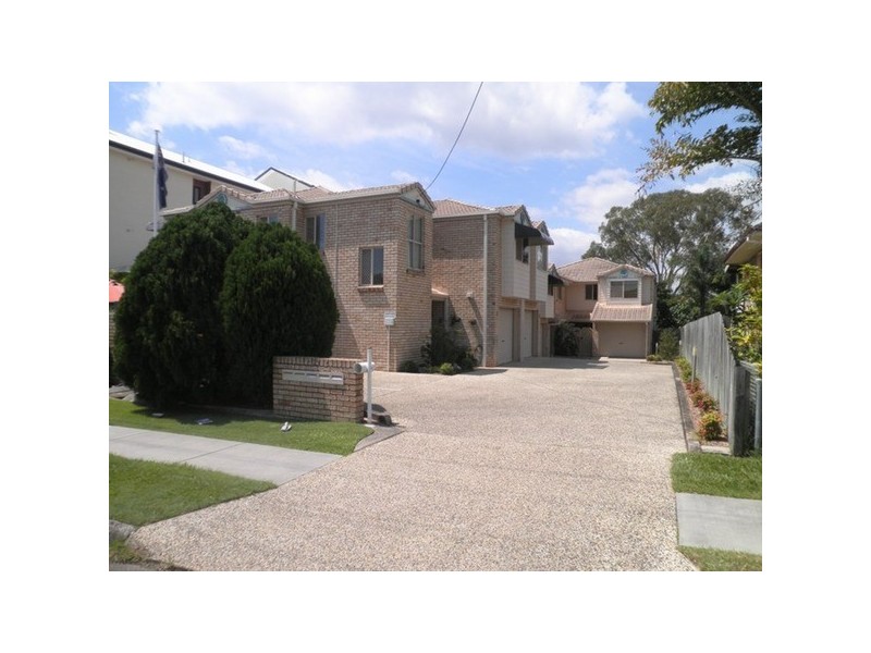 4/15 McNaughton Street, Redcliffe QLD 4020