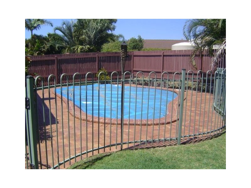 19 Linthaven Drive, Rothwell QLD 4022