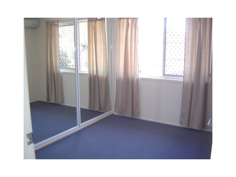 19 Linthaven Drive, Rothwell QLD 4022