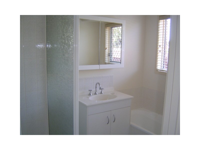 19 Linthaven Drive, Rothwell QLD 4022