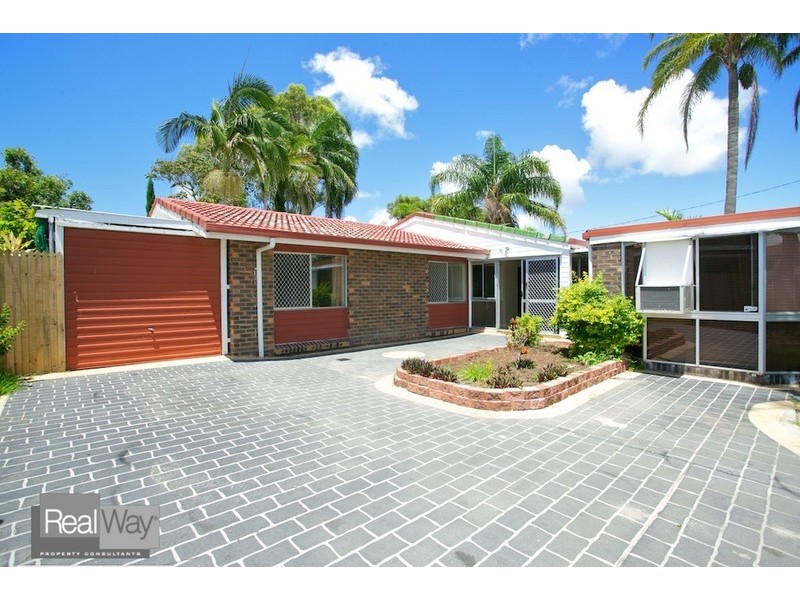 121 Klingner Road, Redcliffe QLD 4020
