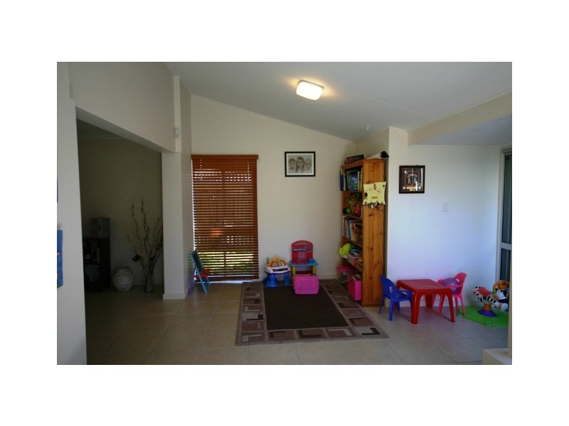 121 Klingner Road, Redcliffe QLD 4020