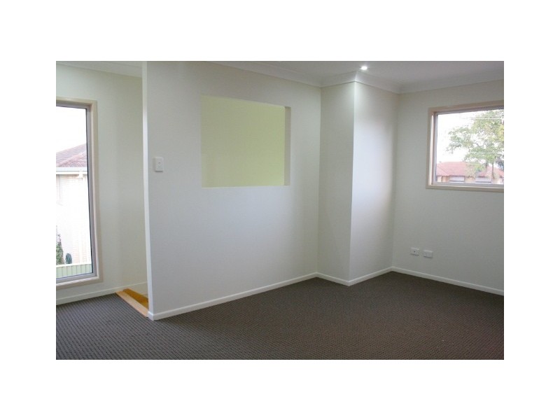 8 Lucinda Street, Clontarf QLD 4019