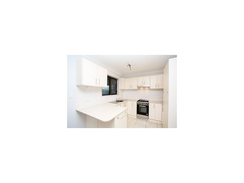 4 Oxford Street, Rothwell QLD 4022