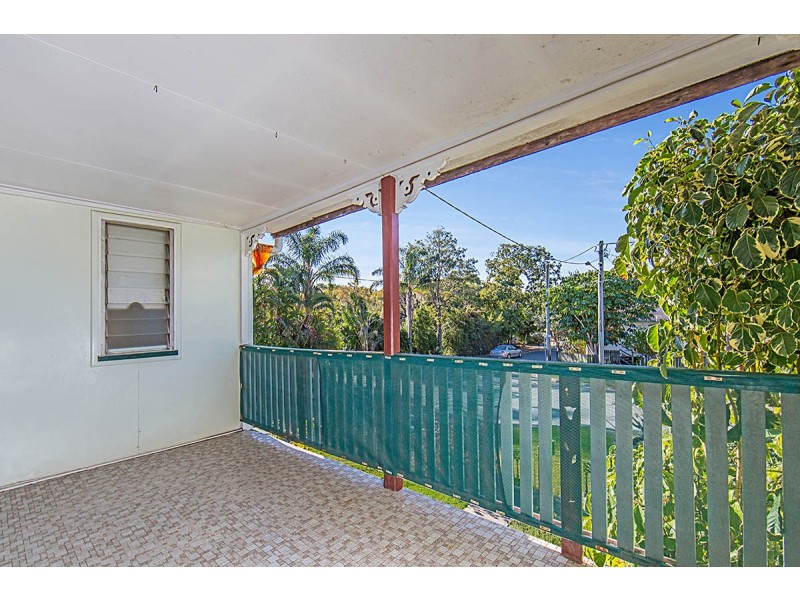 25 Louis Street, Redcliffe QLD 4020