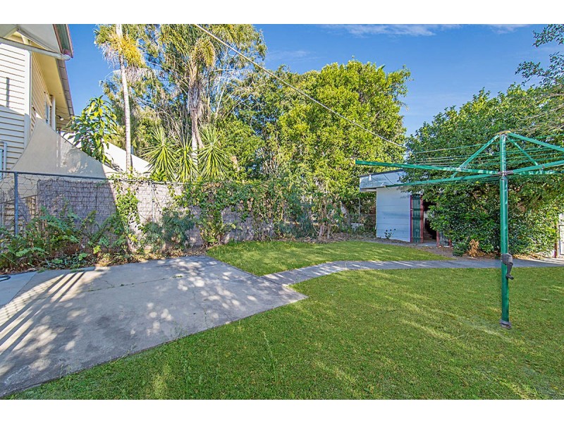 25 Louis Street, Redcliffe QLD 4020