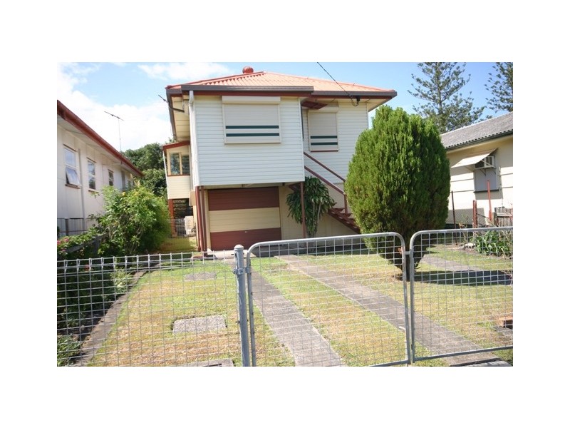 12 Hale Street, Margate QLD 4019