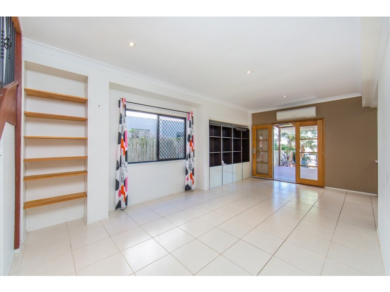 103 Longland Street, Redcliffe QLD 4020