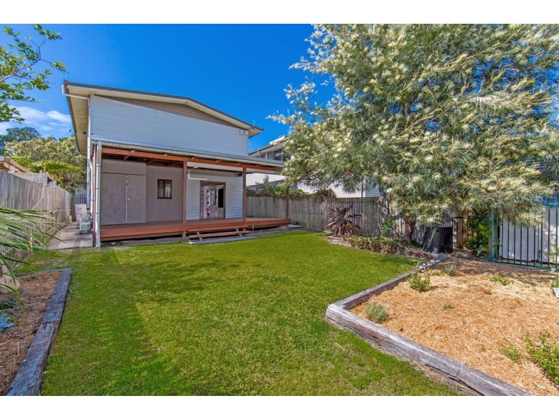 103 Longland Street, Redcliffe QLD 4020