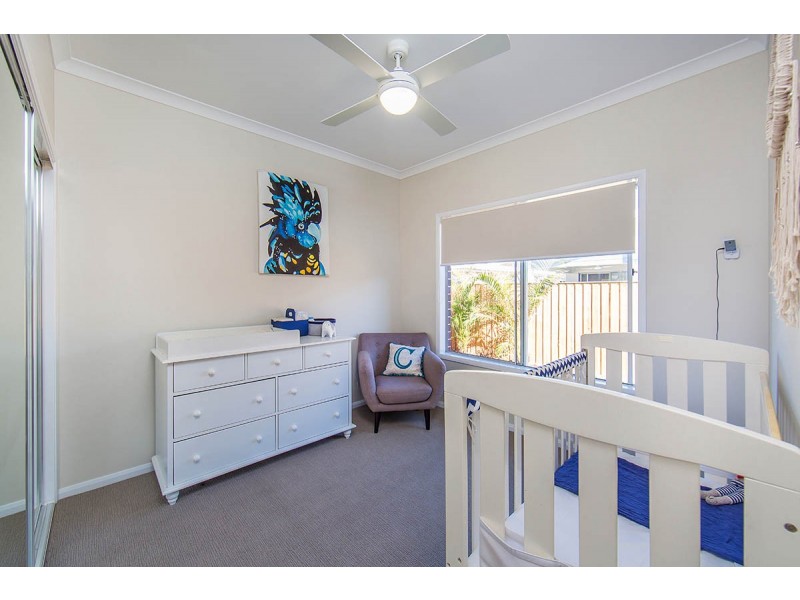 25 Crusade Street, Newport QLD 4020