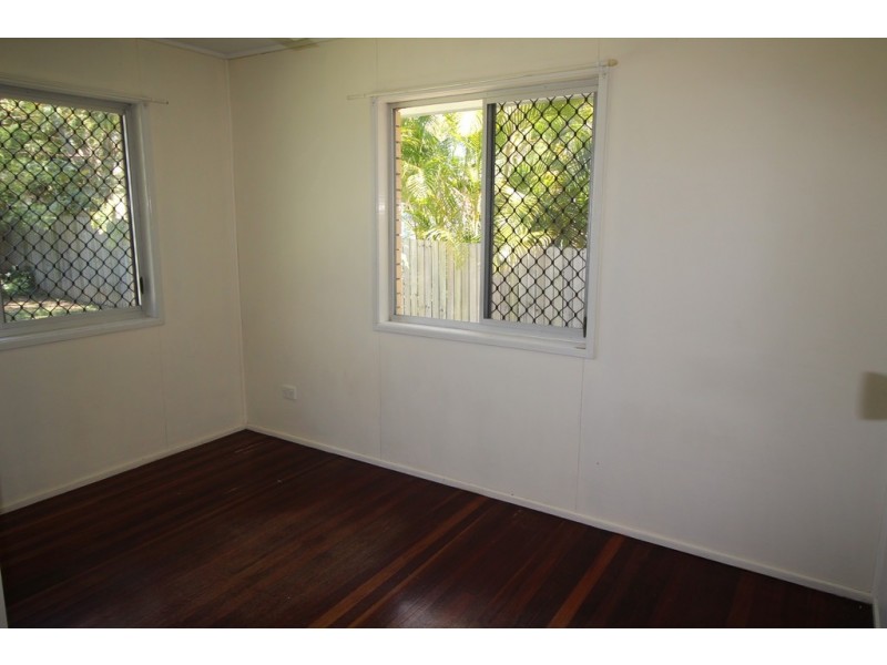 5 MacKenzie Street, Redcliffe QLD 4020