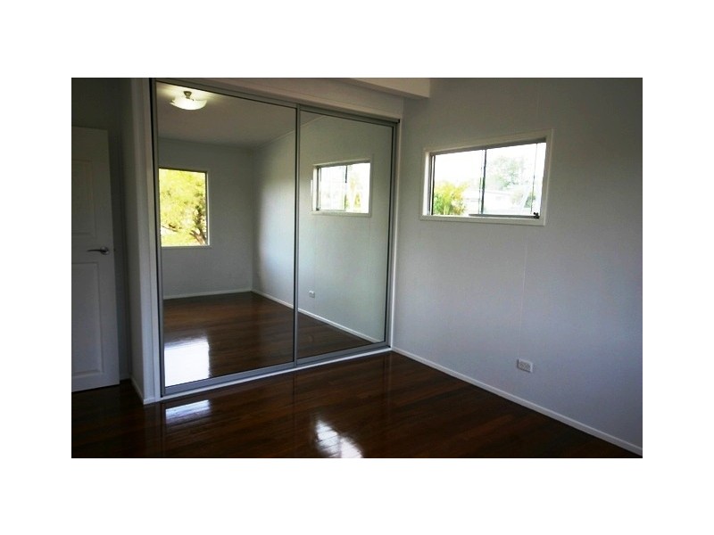 6 Weaber Street, Clontarf QLD 4019
