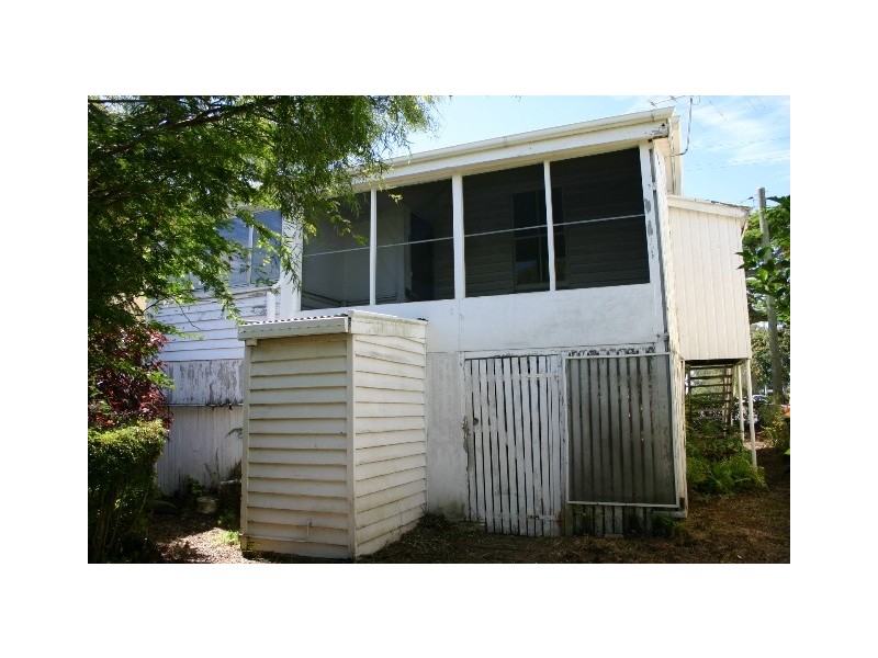 15 Victoria Avenue, Woody Point QLD 4019