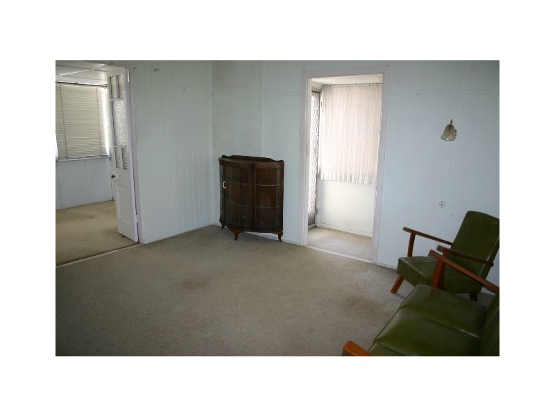 15 Victoria Avenue, Woody Point QLD 4019