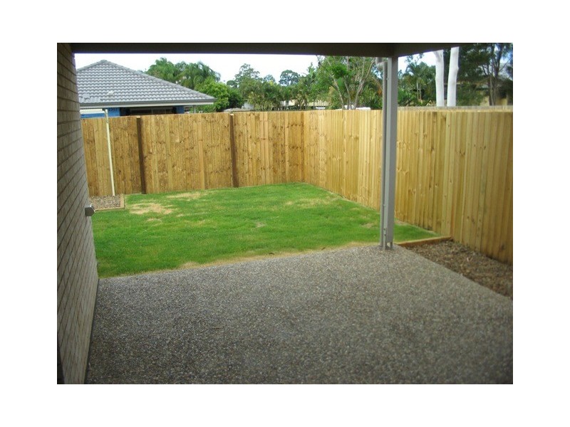 4 Waterlilly Court, Rothwell QLD 4022